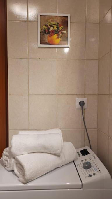 Cozy Modern Apartment Sunrise Studio 35M2 Balcony 3 Persons Krakkó Kültér fotó